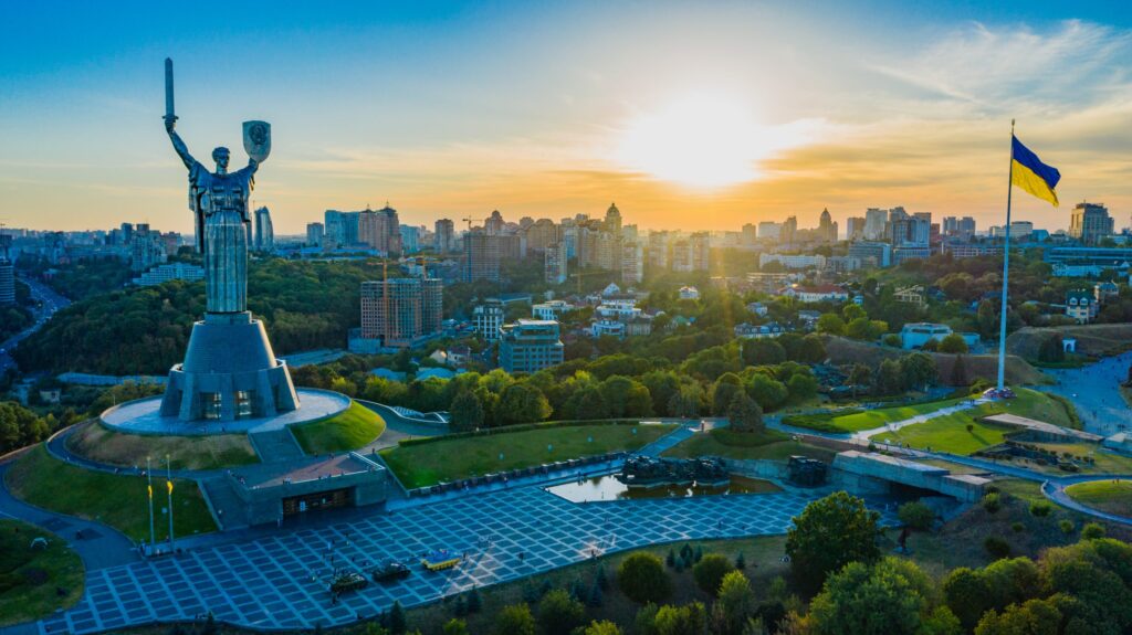 СДЕЛАТЬ ПРОПИСКУ В КИЕВЕ
